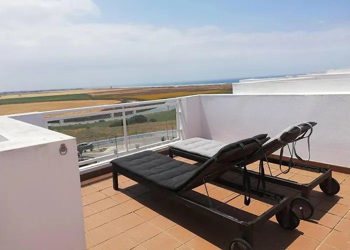 Atico Con Vistas Y Piscina En Conil * Conil De La Frontera